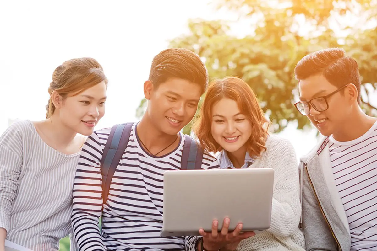 Bảo hiểm Kết hợp con người